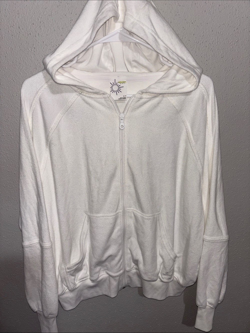 aerie - White Full-Zip Hoodie with OFFLINE Sun Tag (size small)